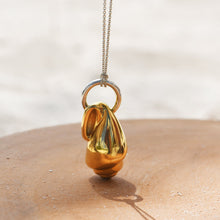 Load image into Gallery viewer, TULUM POR TANE VERMEIL SHELL NECKLACE
