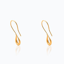 Load image into Gallery viewer, WATER GOLD EARRINGS
