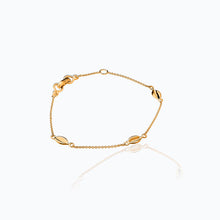 Load image into Gallery viewer, DALIA PETALS GOLD BRACELET
