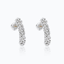 Load image into Gallery viewer, CHAQUIRA BAR EARRINGS

