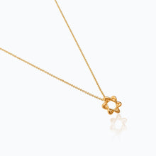 Load image into Gallery viewer, SMALL STAR OF DAVID PENDANT WITH VOLUME

