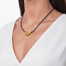 Load image into Gallery viewer, XENIA GOLD PENDANT
